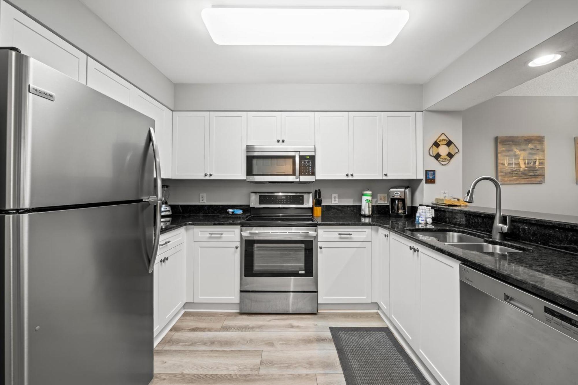 Вилла Ashworth 807 - Ocean Front-Ocean Drive Section Миртл-Бич Экстерьер фото