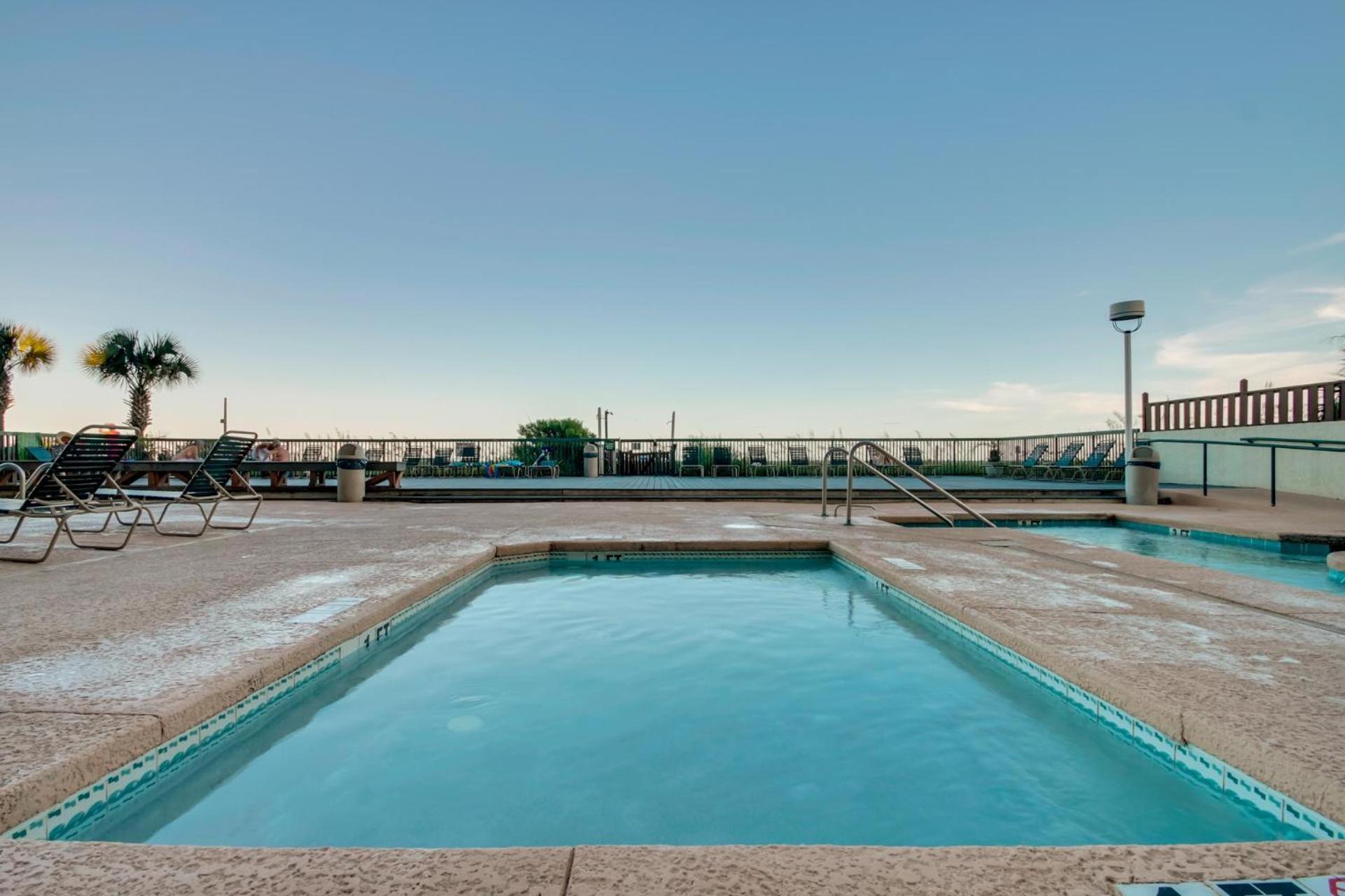 Вилла Ashworth 807 - Ocean Front-Ocean Drive Section Миртл-Бич Экстерьер фото